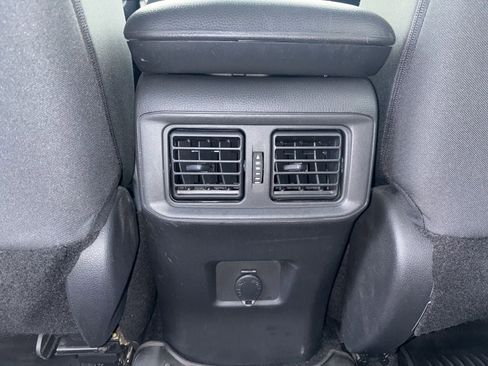 Used 2023 Toyota RAV4 LE image 32