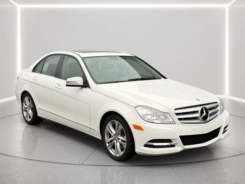 Used 2012 Mercedes-Benz C 300 4MATIC Sedan image 7