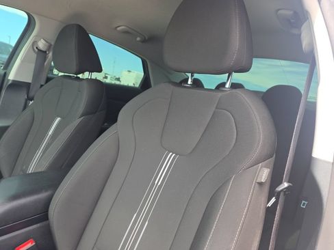 Used 2023 Hyundai Elantra SEL w/ Convenience Package FWD image 42
