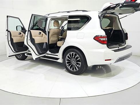 Certified 2024 Nissan Armada Platinum w/ Captain's Chairs Package RWD image 31