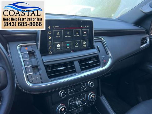 Used 2023 GMC Yukon AT4 w/ Technology Package AWD/4WD image 15