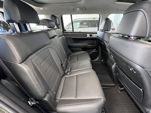 Used 2024 Hyundai Santa Fe Limited AWD/4WD image 18