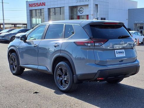 New 2026 Nissan Rogue SV w/ Cold Weather Package image 5