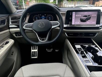 New 2026 Volkswagen Atlas SEL Premium R-Line