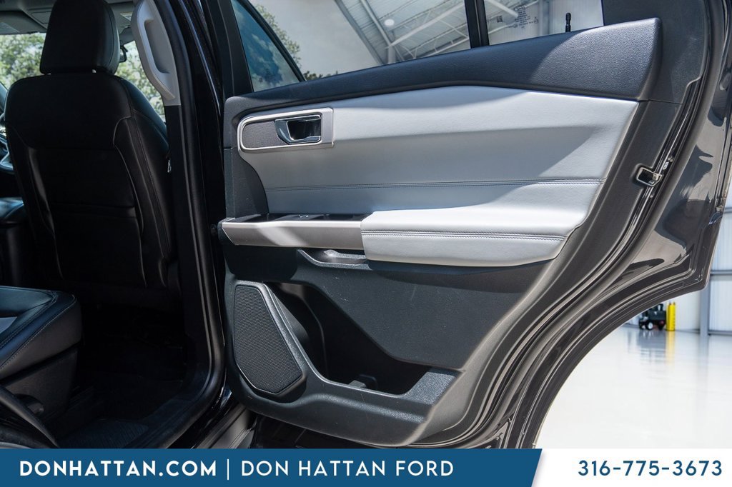 Used 2023 Ford Explorer XLT w/ Equipment Group 202A AWD/4WD image 23