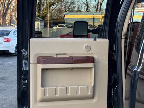 Used 2012 Ford F350 King Ranch w/ King Ranch w/Chrome Pkg image 17