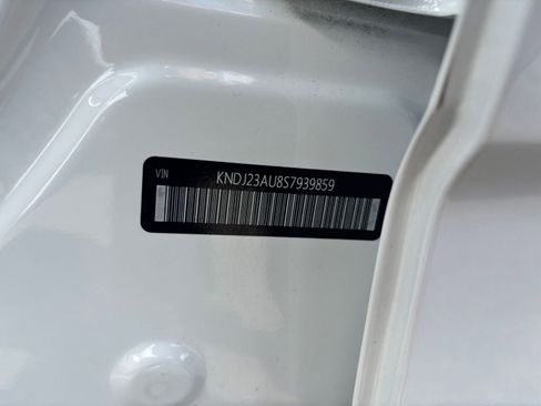 Used 2025 Kia Soul LX w/ LX Technology Package image 27