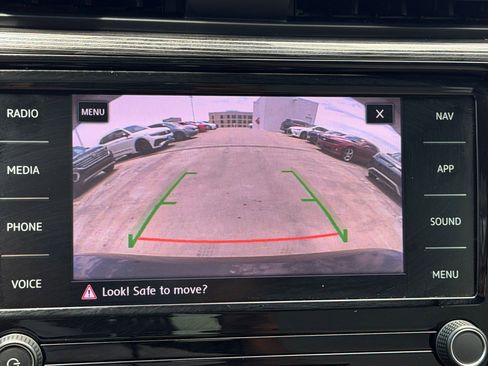 Used 2022 Volkswagen Passat 2.0T R-Line FWD image 26