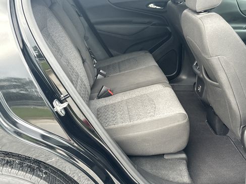 Used 2024 Chevrolet Equinox LT FWD image 15