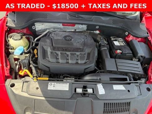 Used 2019 Volkswagen Beetle 2.0T S FWD image 11