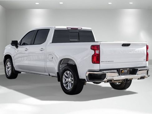 Used 2022 Chevrolet Silverado 1500 LT w/ Z71 Off-Road Package image 8