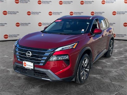 Used 2024 Nissan Rogue SL w/ SL Premium Package image 1