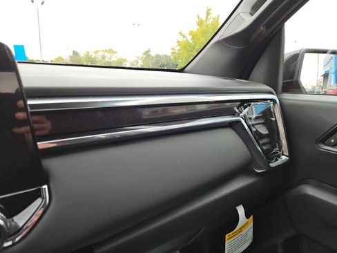 New 2026 GMC Canyon Elevation w/ Convenience Package image 34