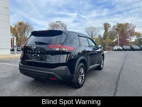 Certified 2021 Nissan Rogue S image 11