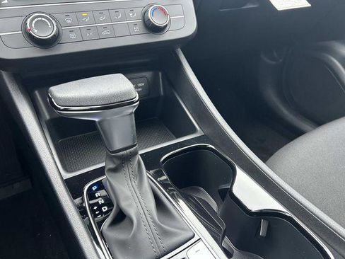 New 2026 Hyundai Tucson SE image 11