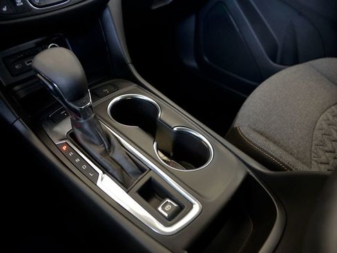 Used 2023 Chevrolet Equinox LT image 26