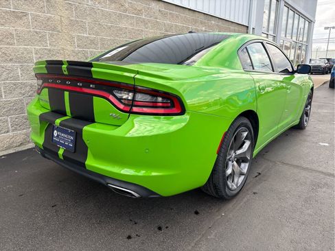 Used 2017 Dodge Charger R/T w/ Driver Convenience Group image 23