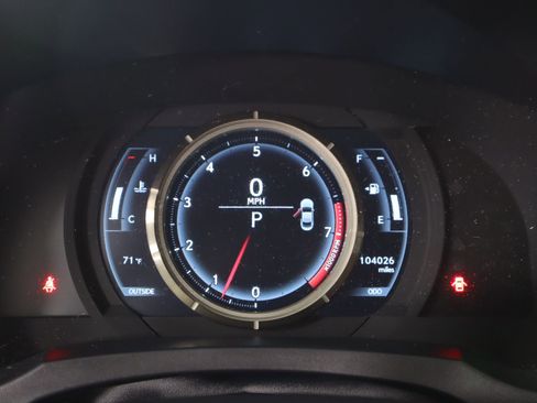 Used 2015 Lexus RC 350 AWD w/ Navigation System Package image 4