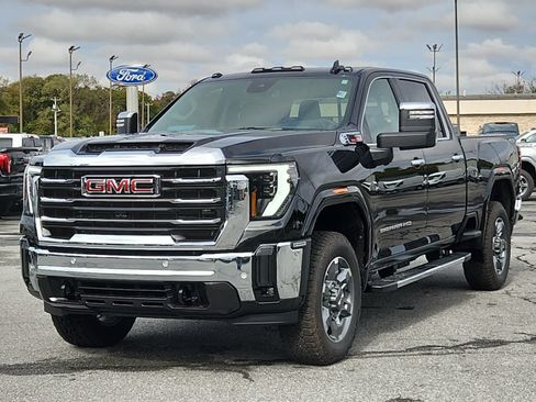 New 2026 GMC Sierra 2500 SLT w/ SLT Convenience Package AWD/4WD image 1