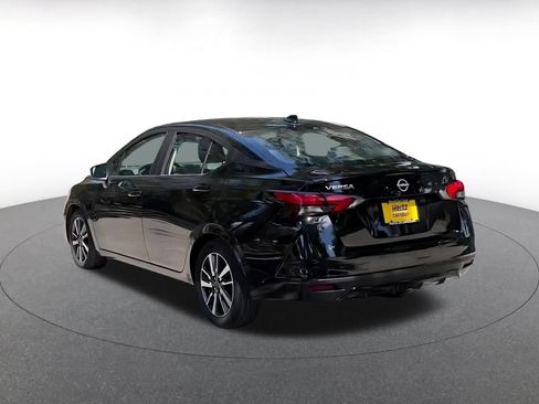 Used 2025 Nissan Versa SV FWD image 11