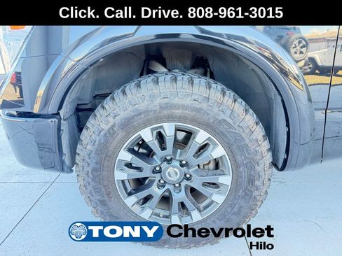 Used 2019 Nissan Titan PRO-4X w/ Pro-4x Utility Package AWD/4WD image 9