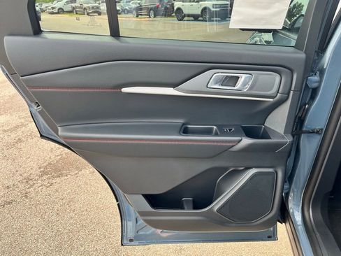 New 2026 Ford Explorer ST-Line RWD image 13