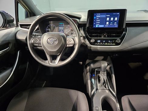 Used 2025 Toyota Corolla SE FWD image 9
