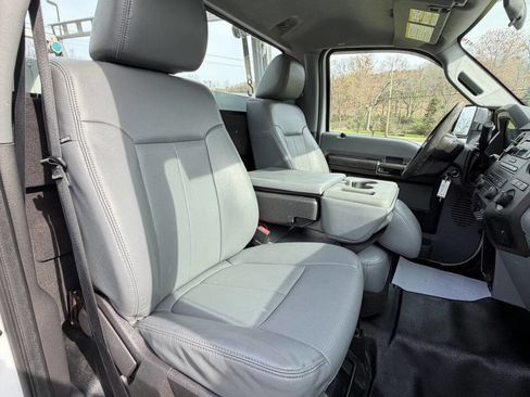 Used 2016 Ford F250 XL w/ XL Appearance Package image 32