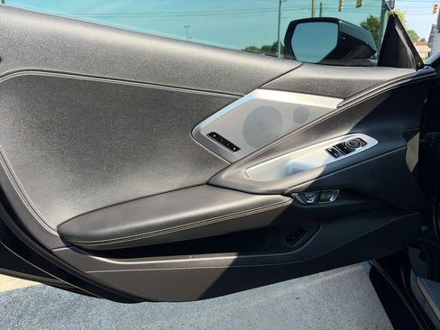 Used 2020 Chevrolet Corvette Stingray Preferred Cpe w/ 2LT Preferred Equipment Group RWD image 15