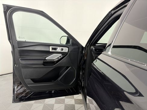 Certified 2023 Ford Explorer ST w/ Equipment Group 401A image 10