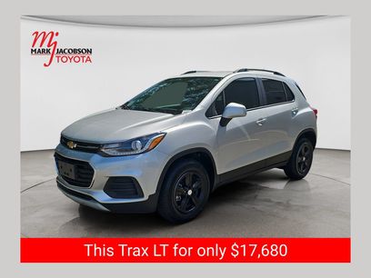 Used 2022 Chevrolet Trax LT w/ LT Convenience Package