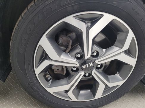 Used 2019 Kia Forte LXS FWD image 31