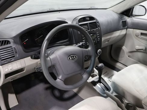 Used 2009 Kia Spectra LX image 13
