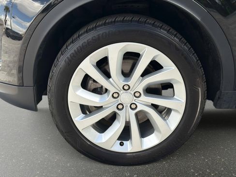 Used 2022 Land Rover Discovery Sport S image 19