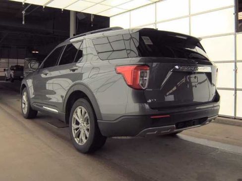 Used 2023 Ford Explorer XLT w/ Equipment Group 202A AWD/4WD image 6