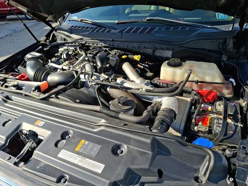 Used 2018 Ford F350 Lariat w/ Lariat Ultimate Package image 32