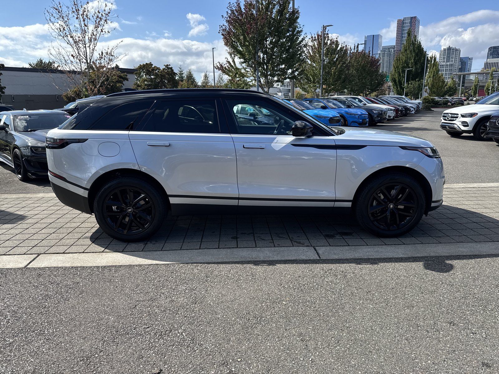 Used 2024 Land Rover Range Rover Velar S AWD/4WD image 7