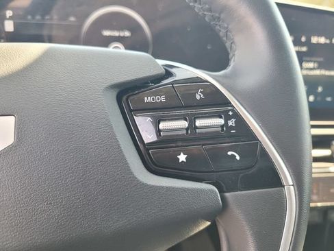 Used 2024 Kia Niro Wave w/ Wave Preserve Package FWD image 26