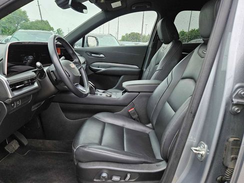 Used 2025 Cadillac XT4 Premium Luxury AWD/4WD image 16