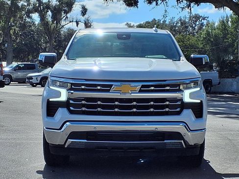 Used 2023 Chevrolet Silverado 1500 LTZ image 2