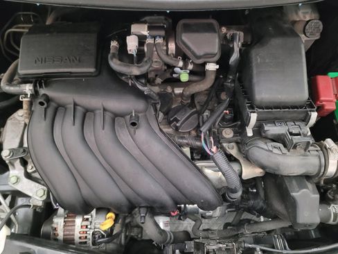 Used 2019 Nissan Versa SV image 30