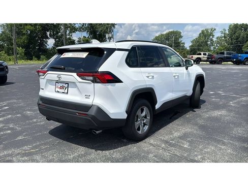 Certified 2025 Toyota RAV4 XLE w/ Weather Package AWD/4WD image 9