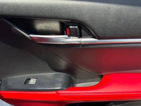 Used 2020 Toyota Camry XSE FWD image 30