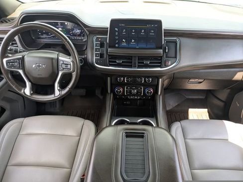 Used 2022 Chevrolet Tahoe Z71 AWD/4WD image 15