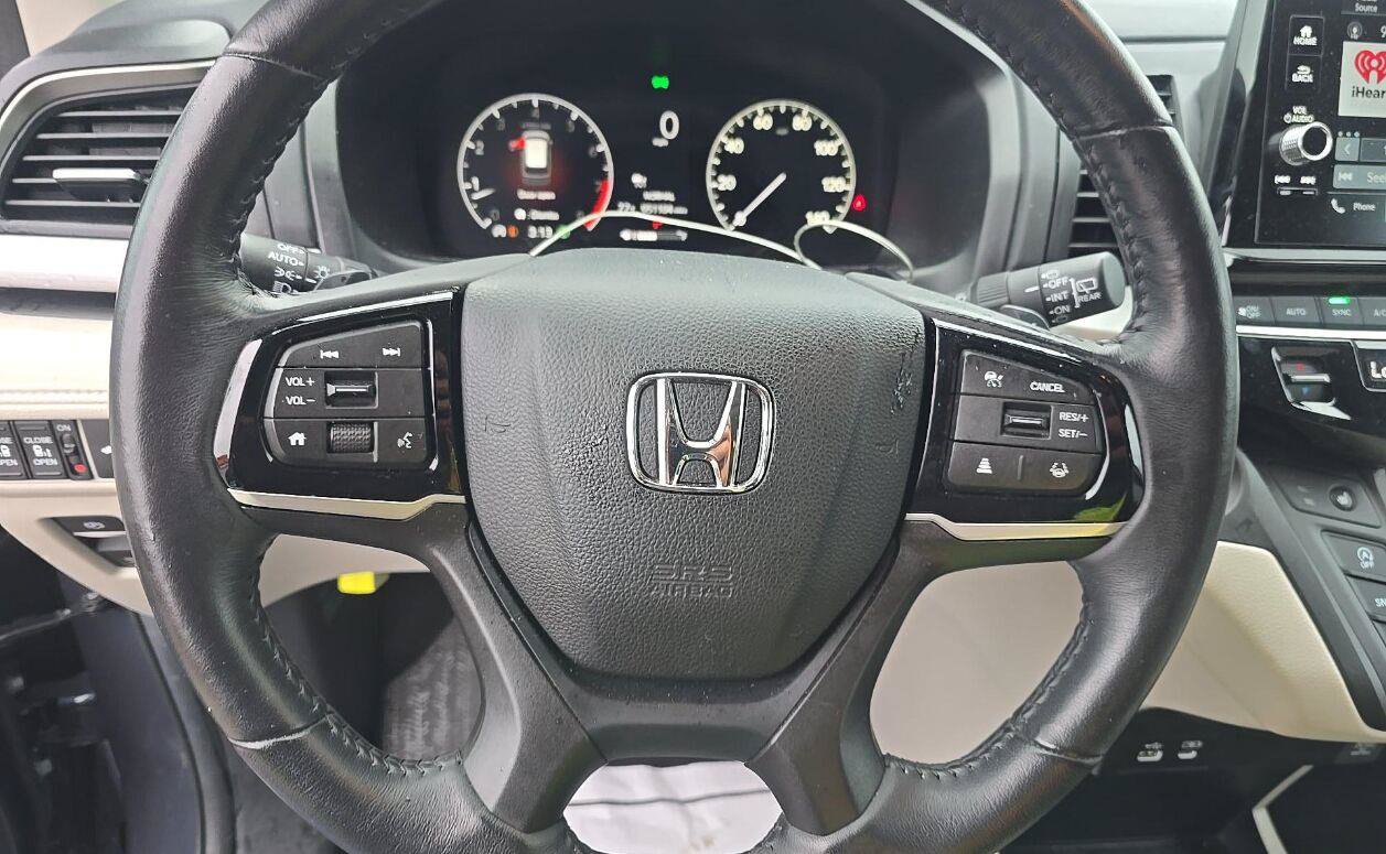 Used 2025 Honda Odyssey EX-L image 11