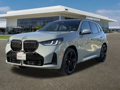 Used 2025 BMW X3 xDrive30i w/ Premium Package image 5