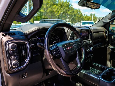 Used 2019 GMC Sierra 1500 AT4 w/ AT4 Premium Package AWD/4WD image 19