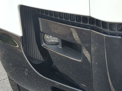 Certified 2026 Land Rover Defender 110 X-Dynamic SE AWD/4WD image 11