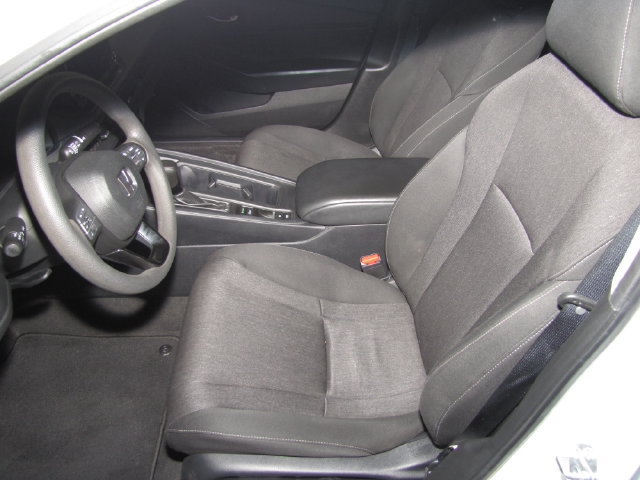 Certified 2023 Honda Accord EX image 32