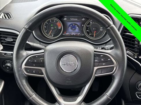Used 2019 Jeep Cherokee Limited AWD/4WD image 29